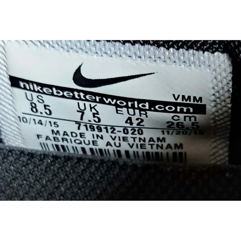 Nike Air Max Sequent 719912-020 Men's 8.5 Athletic Running Shoes Black Sneakers